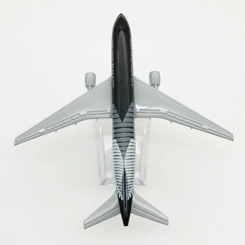 Детский самолет B777, 16 см, Н – обзор и цена Kids Toys New Zealand